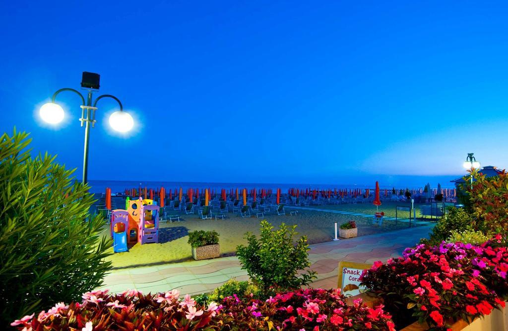 Hotel Corallo Lido di Jesolo Ngoại thất bức ảnh