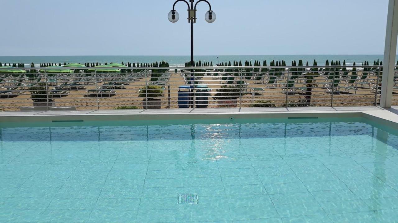 Hotel Corallo Lido di Jesolo Ngoại thất bức ảnh